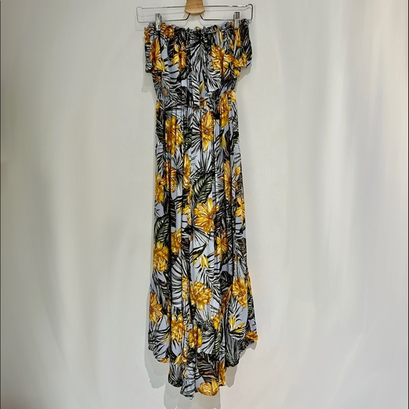 Hawaiian Print Strapless Romper by All In Favor - Picture 3 of 8